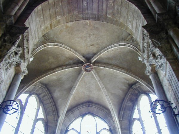 Cathédrale Saint-Mammès de Langres.Voûte d'une chapelle du chevet 