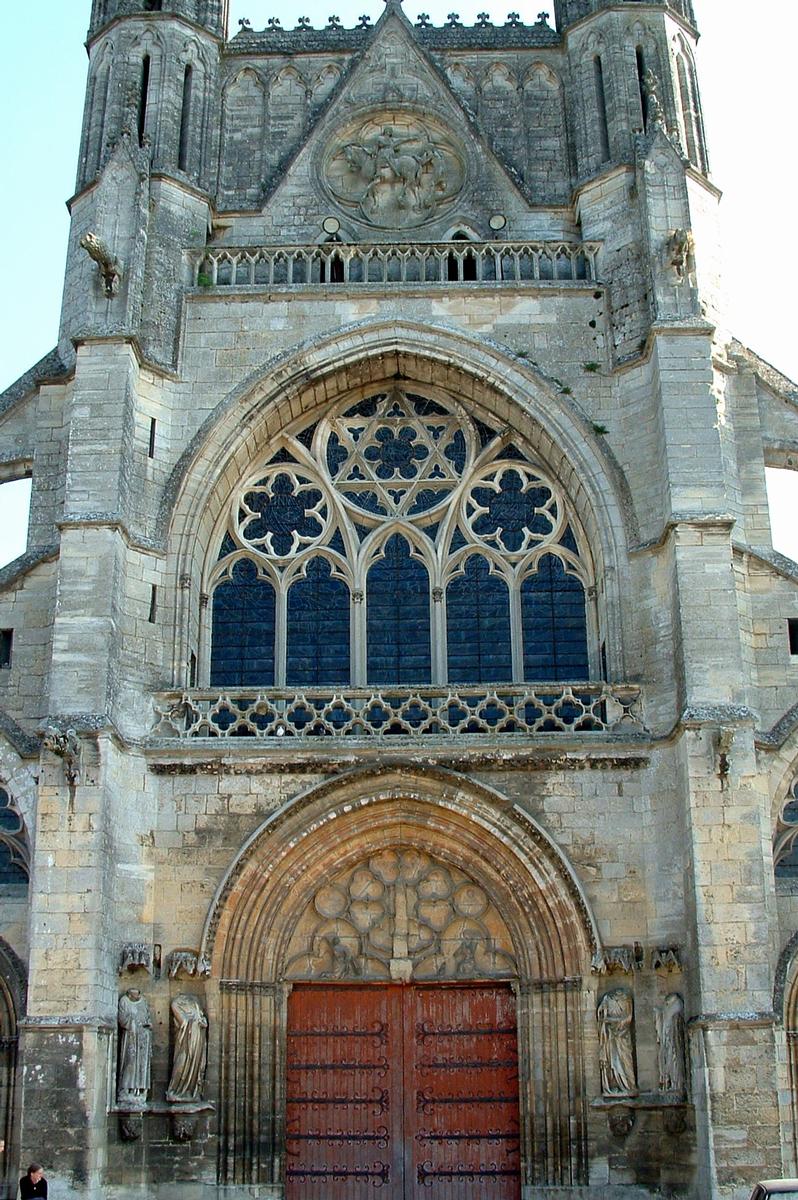 Laon (Aisne) - Eglise Saint-Martin - Façade occidentale - Ensemble 