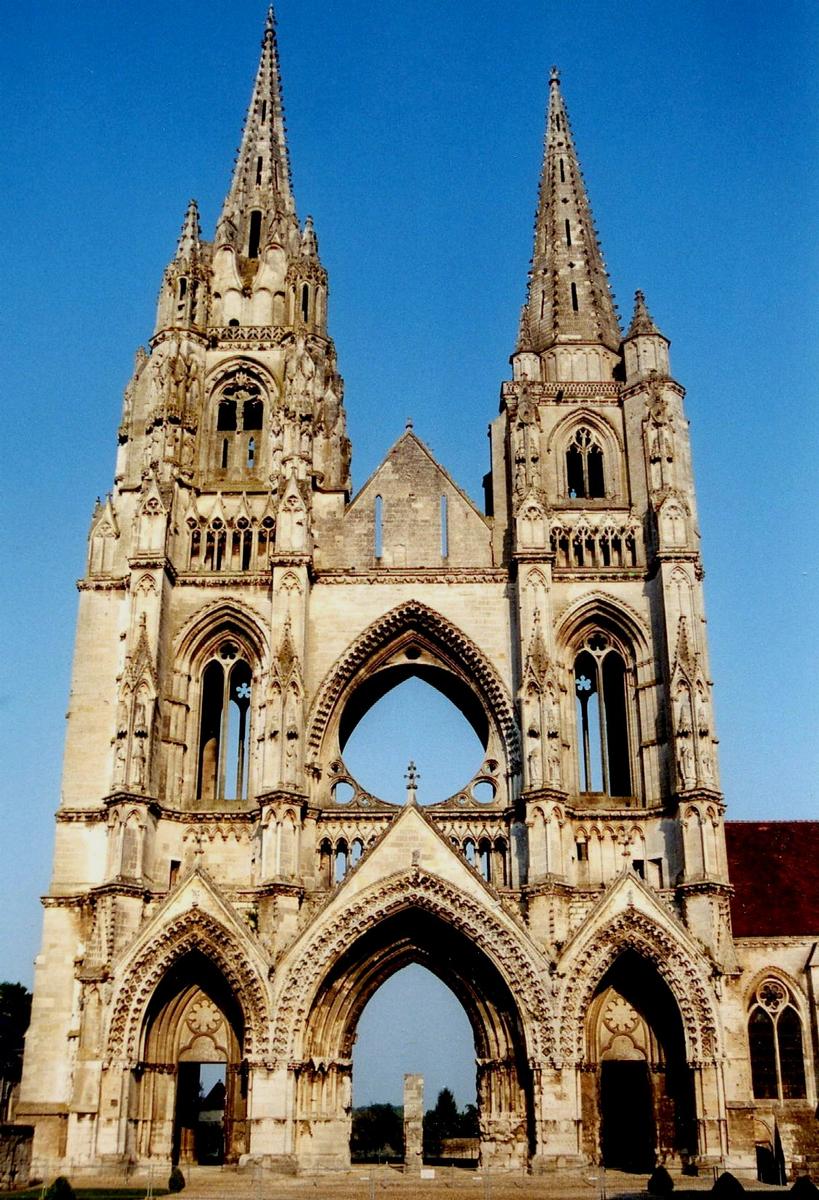 Soissons - Abbaye Saint-Jean-des-Vignes - Eglise-abbatiale - Façade occidentale 