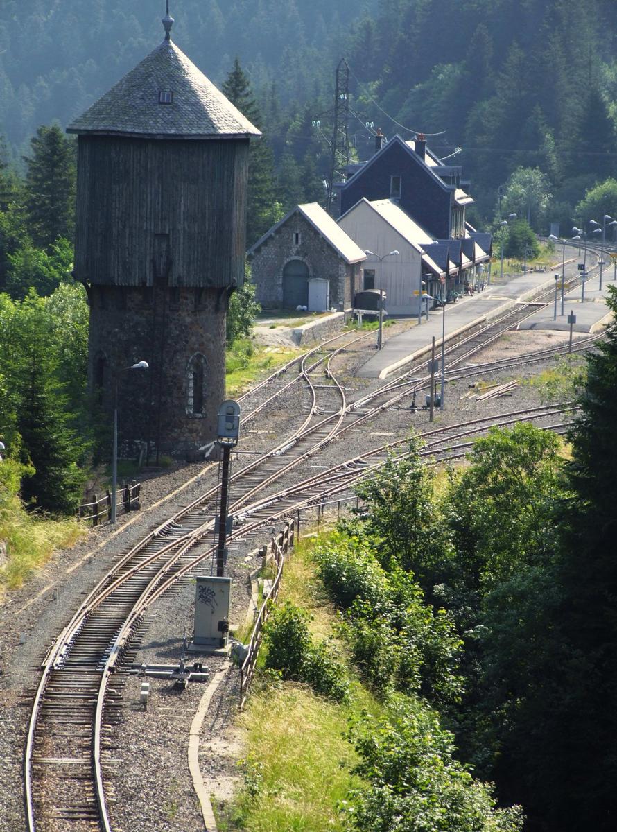 Bahnhof Lioran mit Wasserturm 