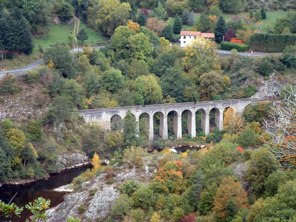 Combe-Gros Viaduct (Saint-Julien-de-Chazes) 