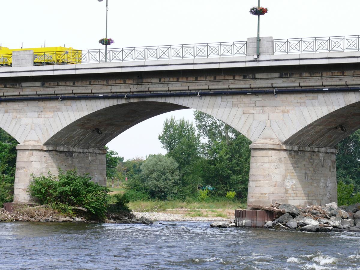 Loire Bridge 