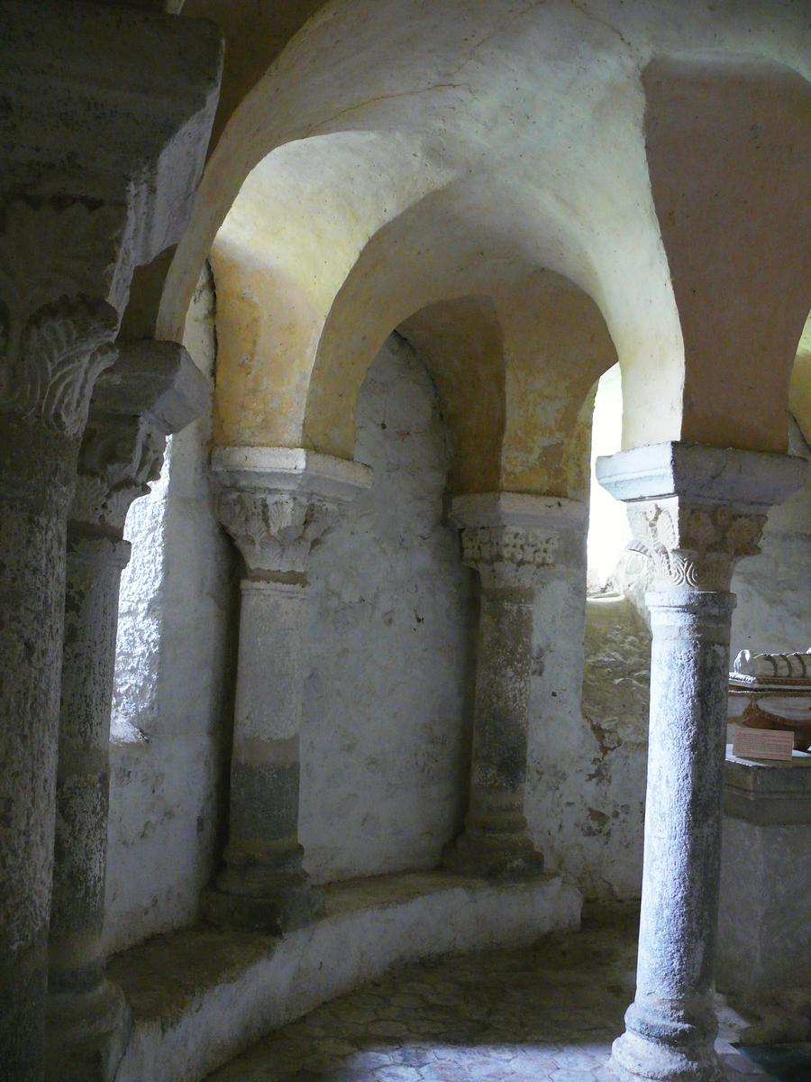 Champdieu - Eglise priorale Saint-Domnin - Crypte 