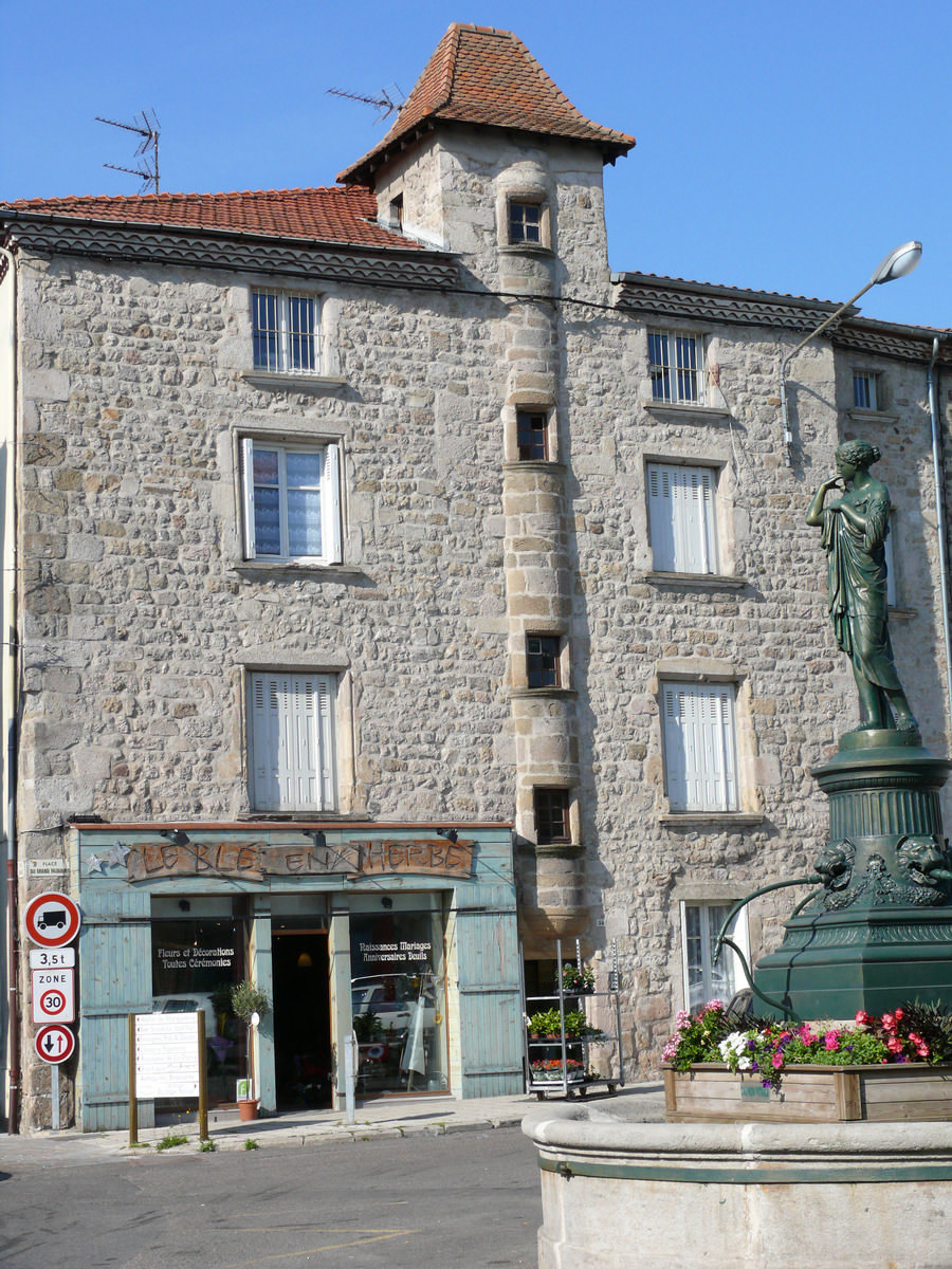 Saint-Bonnet-le-Château - Maison 24 place du Grand Faubourg 