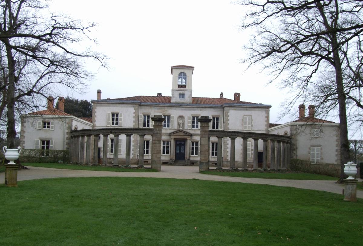 Clisson - La garenne Lemot - Villa Lemot - Façade avec colonnade 