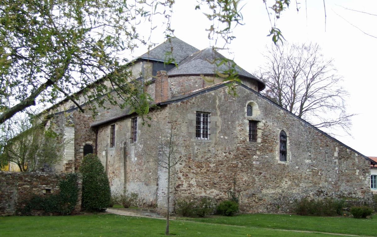 Saint-Philibert-de-Grand-Lieu - Abbatiale Saint-Philibert - Abbatiale vue du chevet 