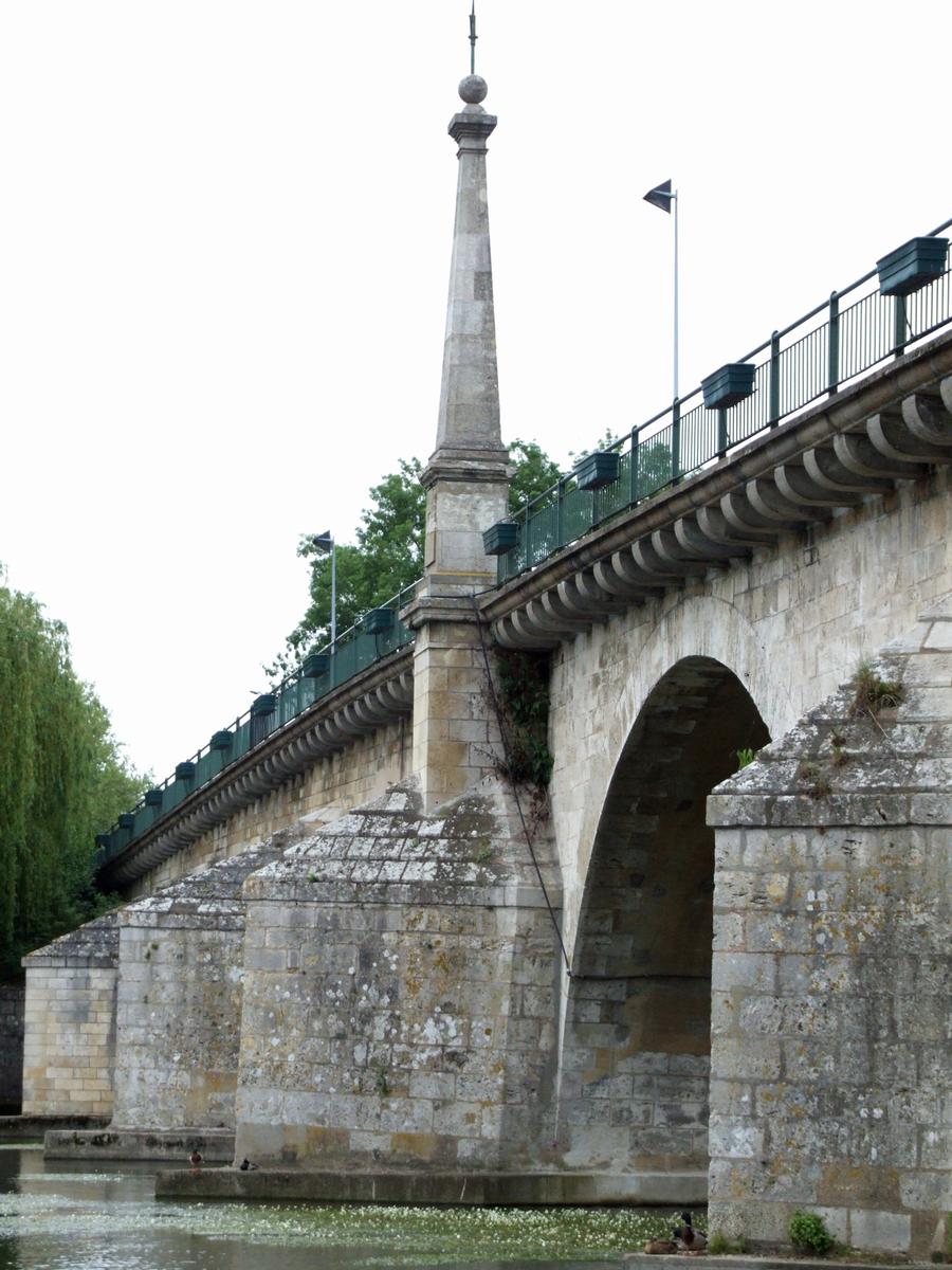 Saint-Hilaire-Saint-Mesmin - Pont Saint-Nicolas 