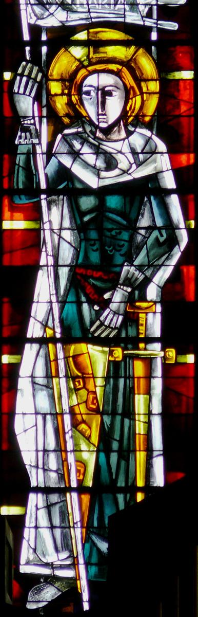 Gien - Eglise Sainte-Jeanne-d'Arc - Vitrail: Jeanne d'Arc 