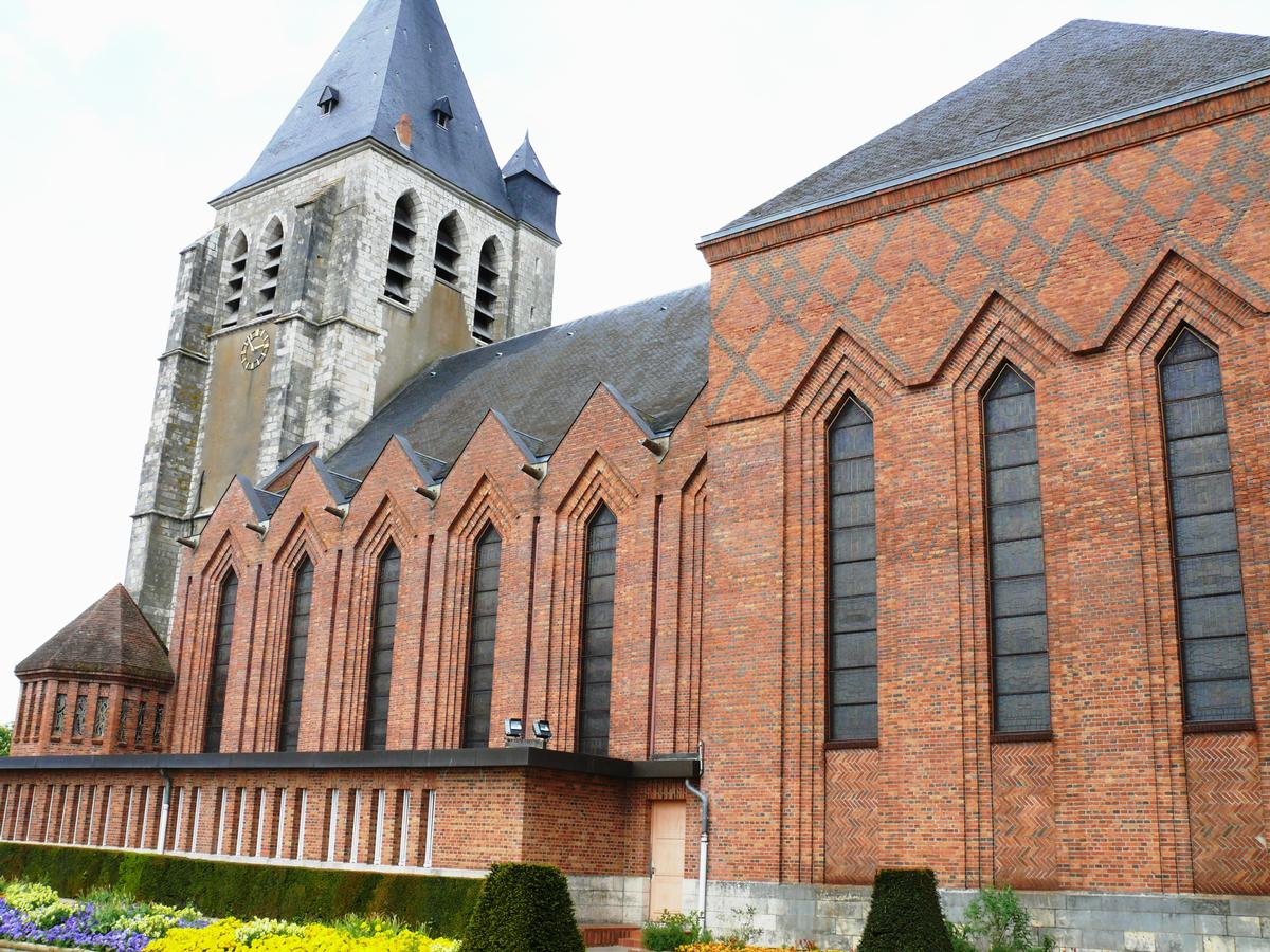 Gien - Eglise Sainte-Jeanne-d'Arc 