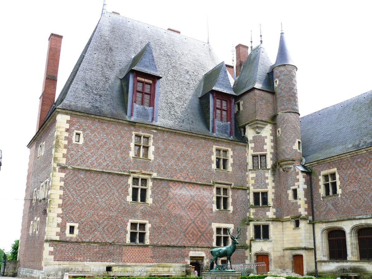 Château de Gien, côté cour 