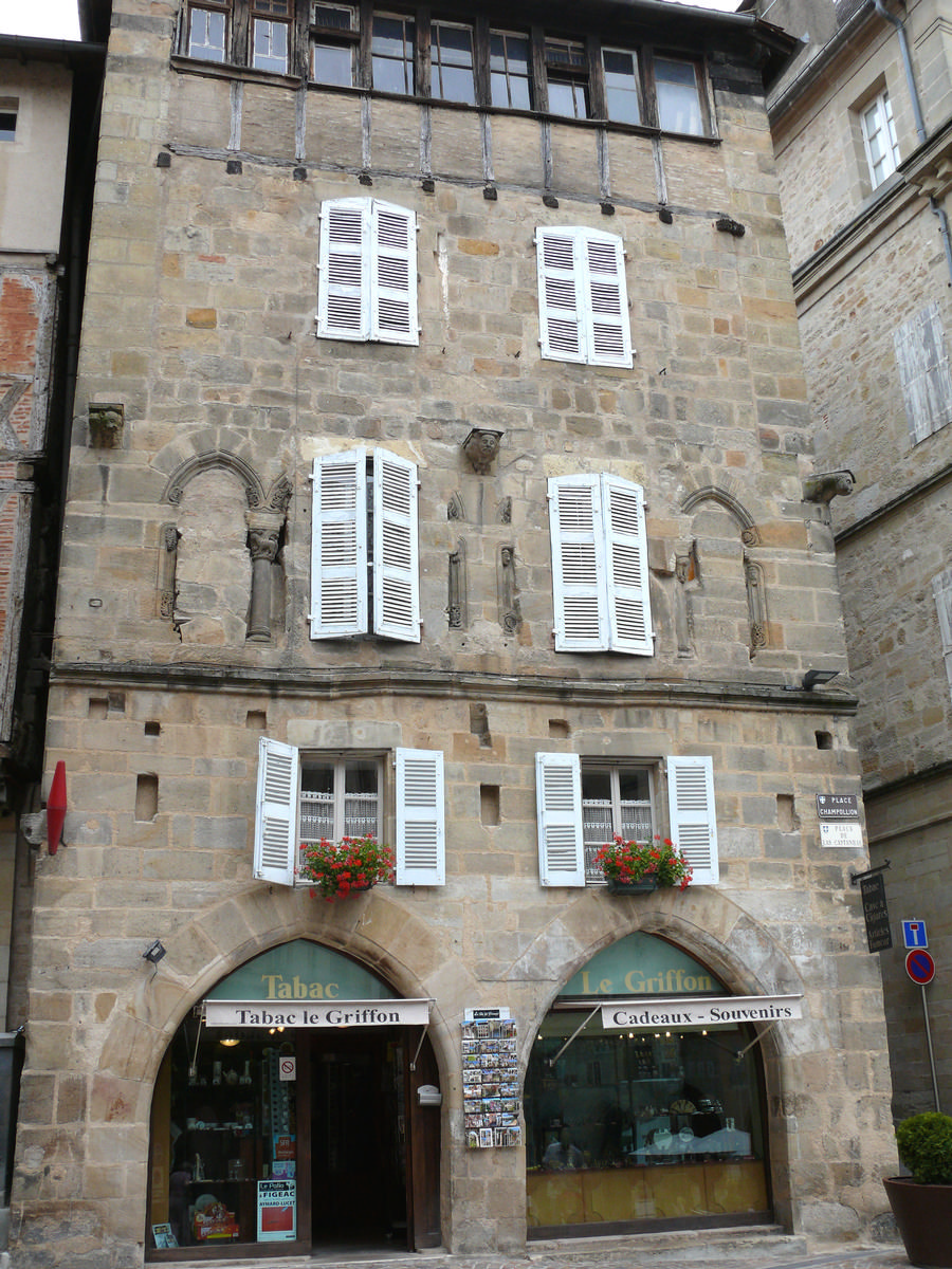 Figeac - Maison médiévale, 1 place Champollion 
