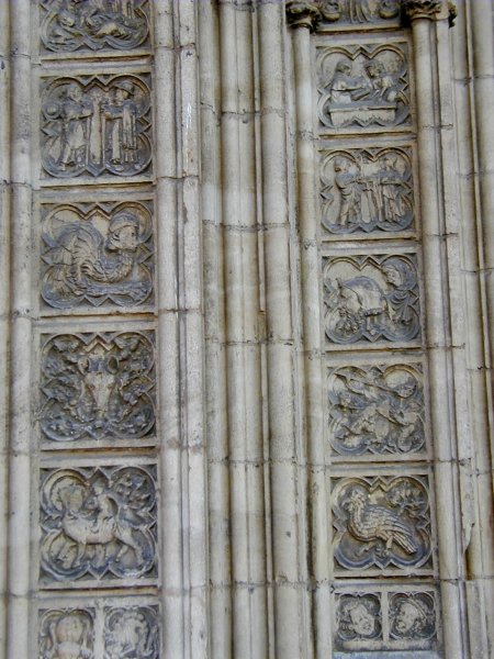 Bas reliefs de la façade occidentale 
