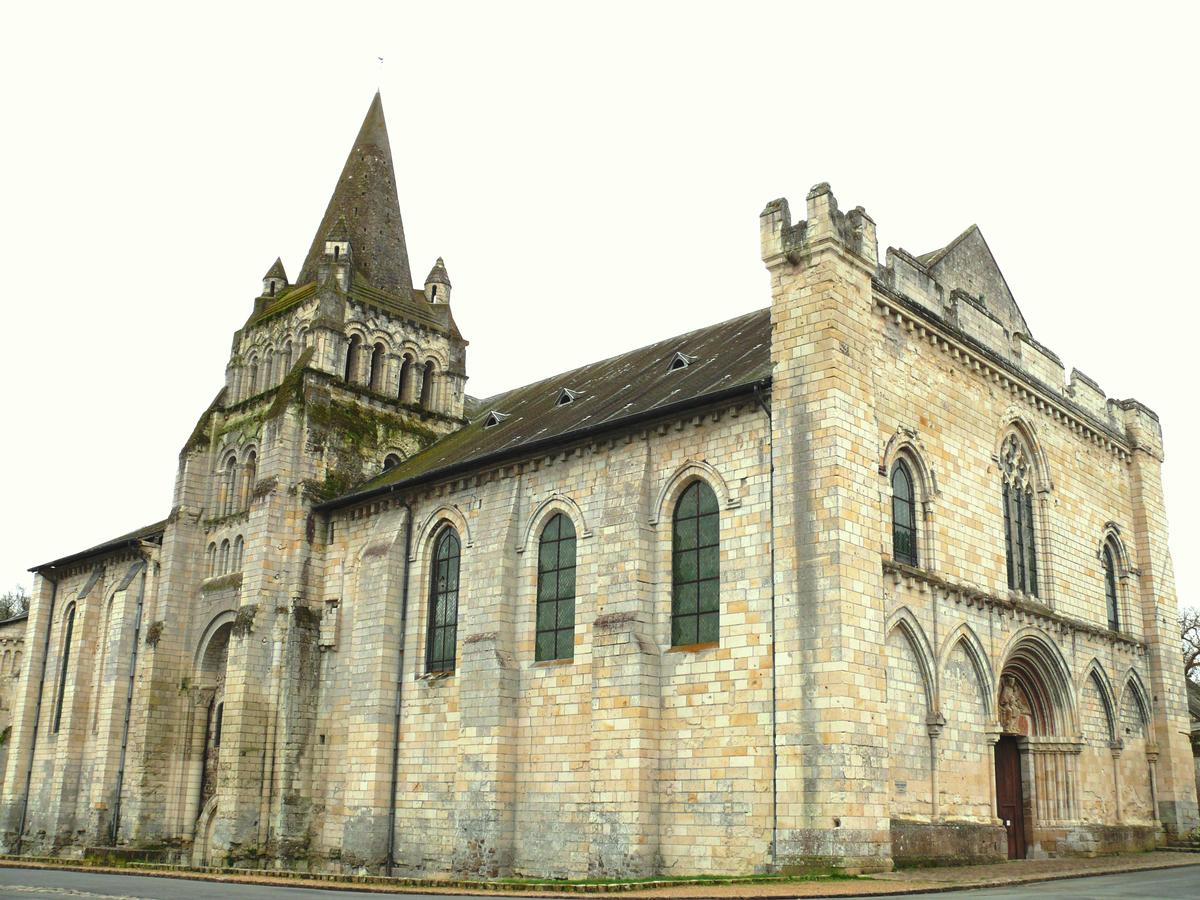 Chênehutte-Trêves-Cunault - Eglise priorale Notre-Dame de Cunault 