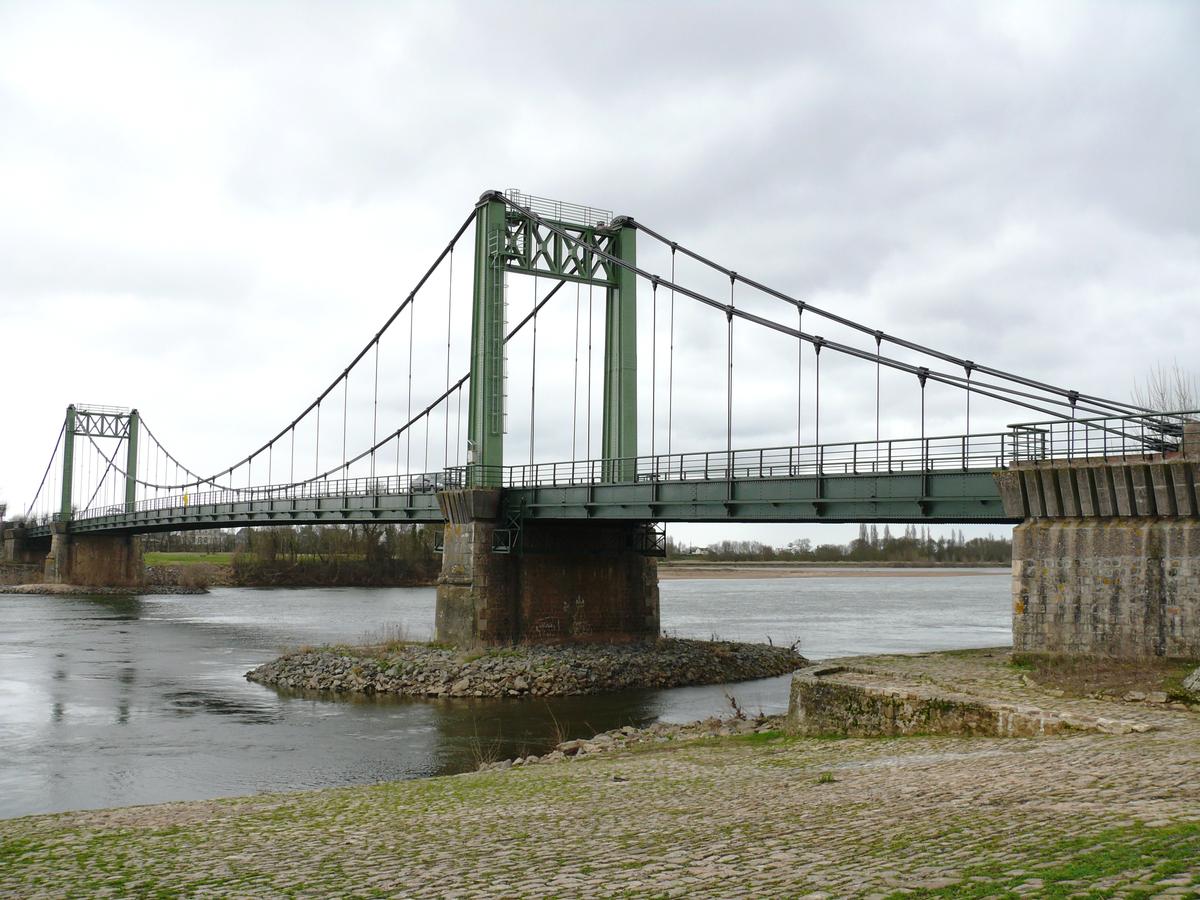 Entre Gennes et Rosiers-sur-Loire - Pont de Gennes 
