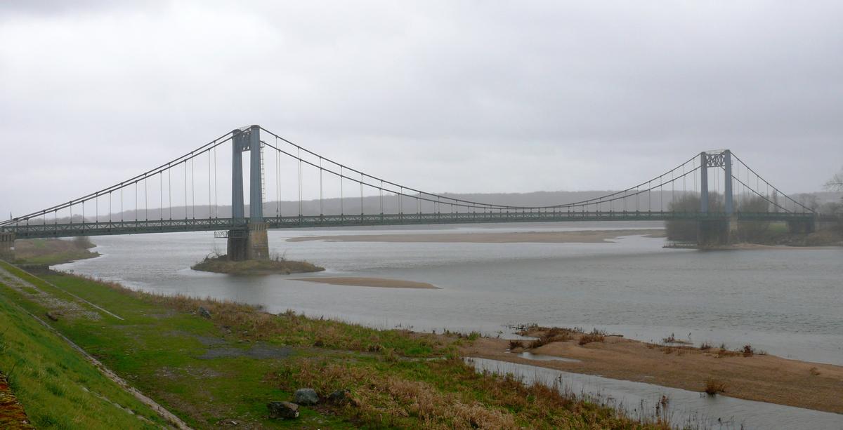 Hängebrücke Rosiers-sur-Loire 
