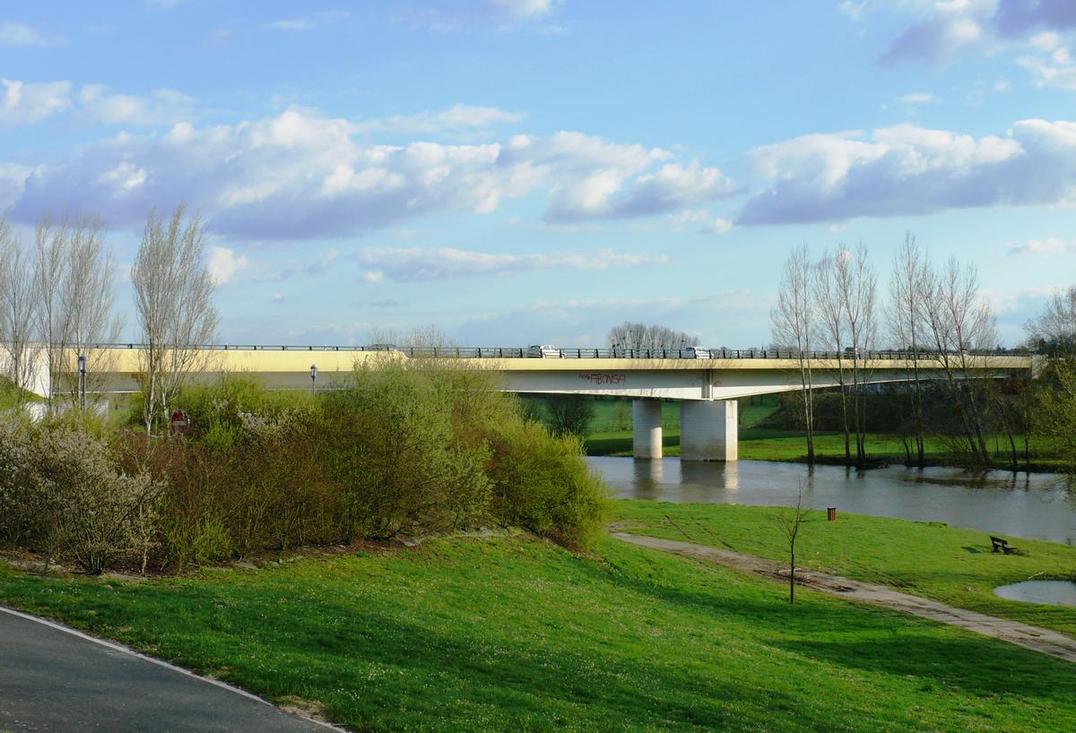 Saumur - Pont de l'Ecluse (contournement de Saumur) 