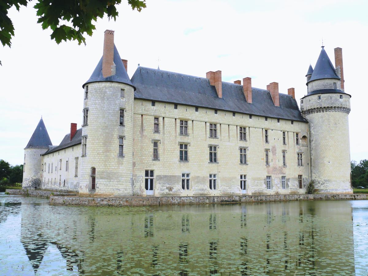 Ecuillé - Château du Plessis-Bourré 