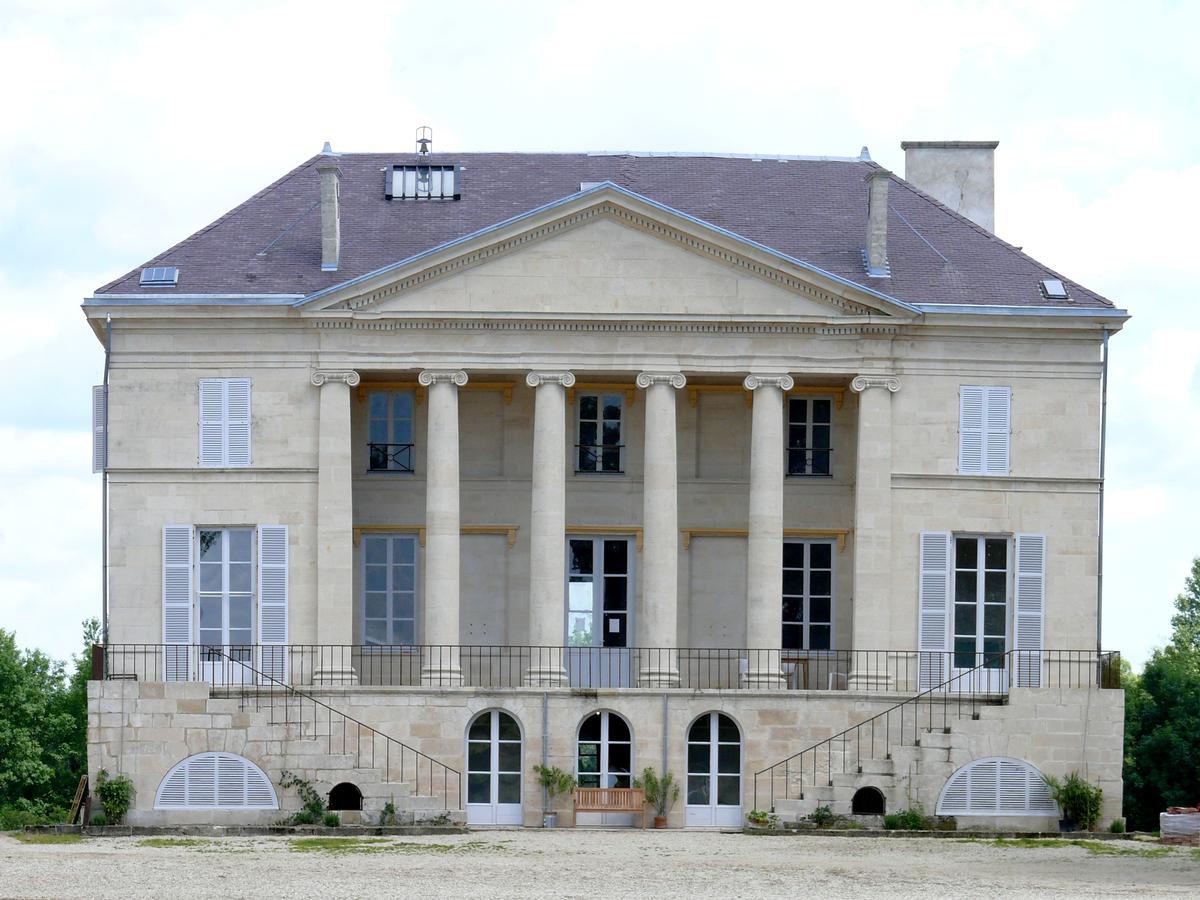 Bignicourt-sur-Saulx Castle 