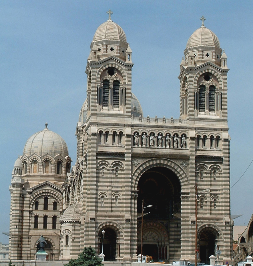 Marseille - Cathédrale Sainte-Marie-Majeure - Façade et transept côté Ouest 