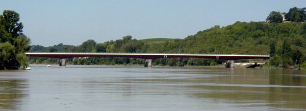 Pont du Mascaret über die Dordogne 