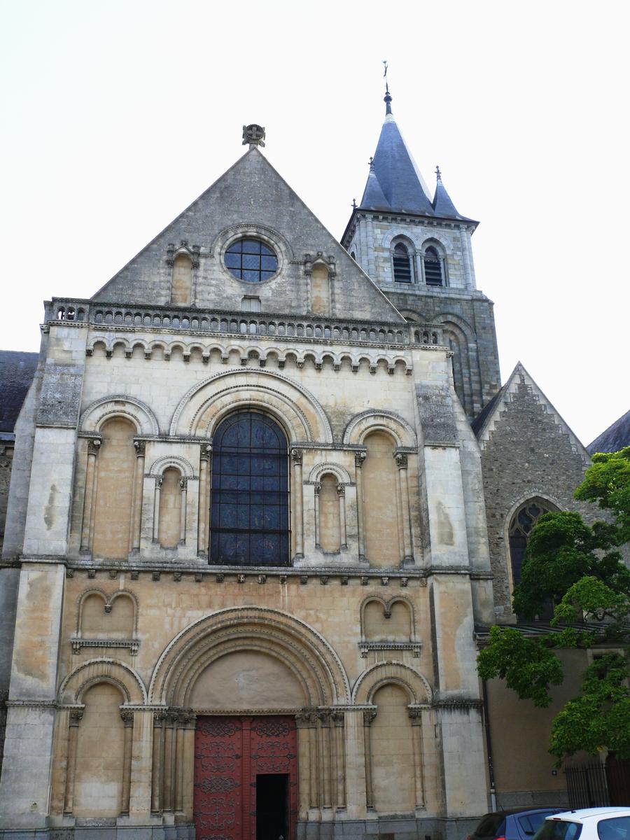 Laval - Cathédrale de la Trinité 