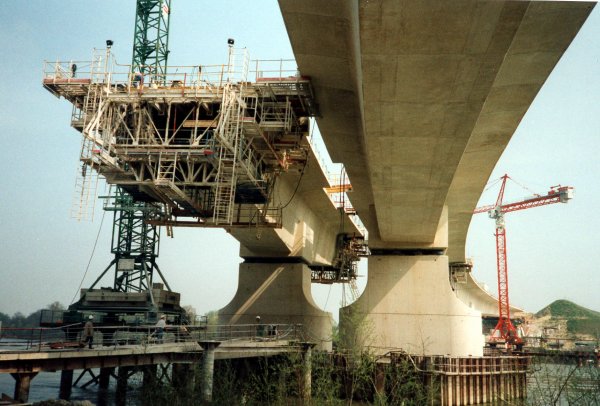 Mesnil-le-Roi-Viadukt 