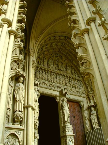 Cathédrale Saint-Etienne de Metz Portail de la façade occidentale - Sculptures par Dujardin 19e siècle