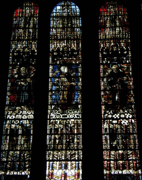 Cathédrale Saint-Etienne de Metz Transept nord - Vitraux de Théobald de Lixheim - Registre inférieur représentant des saints