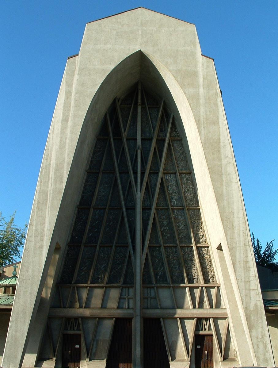 Eglise Sainte-Thérèse-de-l'Enfant-Jésus, MetzFaçade Est 