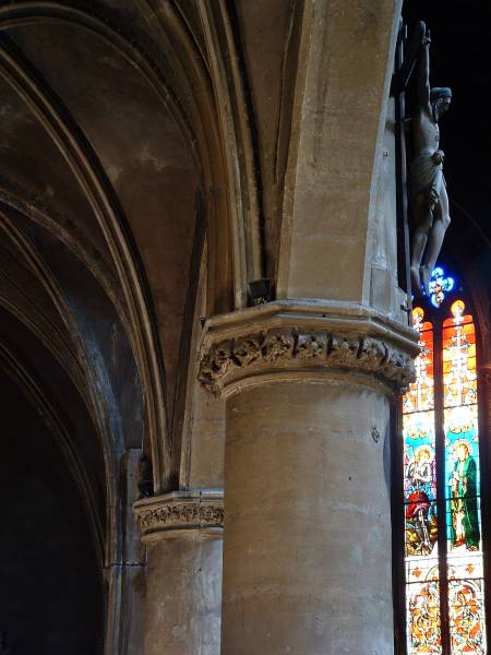 Eglise Saint-Eucaire, Metz.Pilier de la nef 