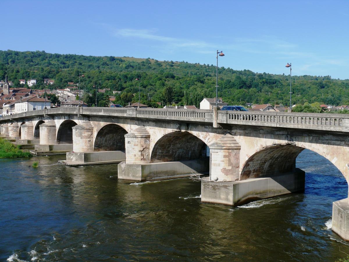Brücke in Pont-Saint-Vincent 