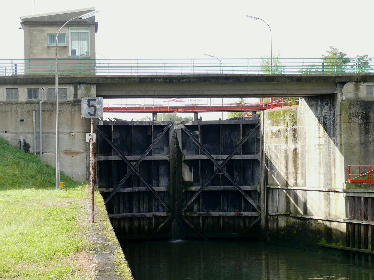 Pagny-sur-Moselle - Wide lock 