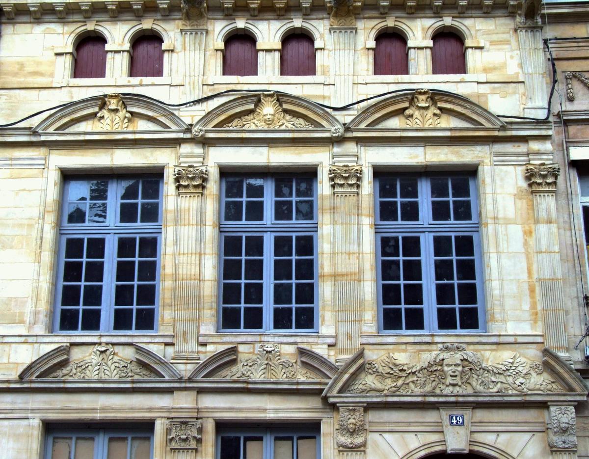 Bar-le-Duc - Hôtel particulier, 49 rue du Bourg - Façade - Détail 