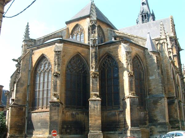 Eglise Notre-Dame-d'Espérance, Mézières 
