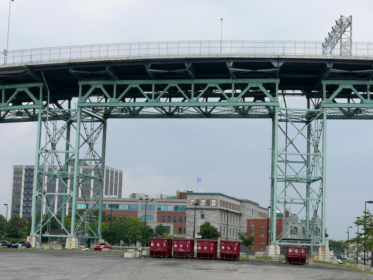 Montréal - Pont Jacques-Cartier - Travées du viaduc d'accès en rive gauche (île de Montréal) 