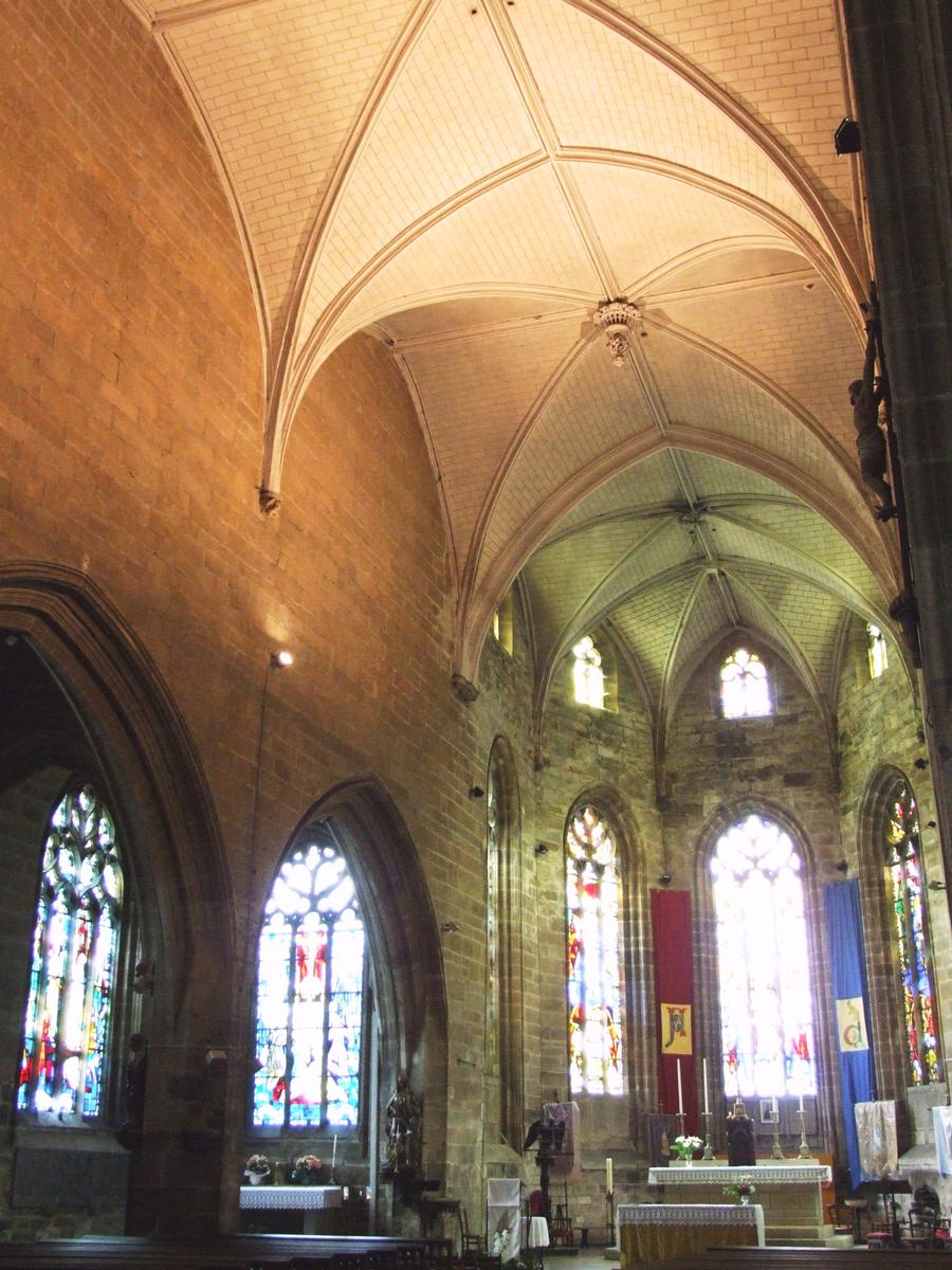Hennebont - Eglise Notre-Dame-de-Paradis - Nef 