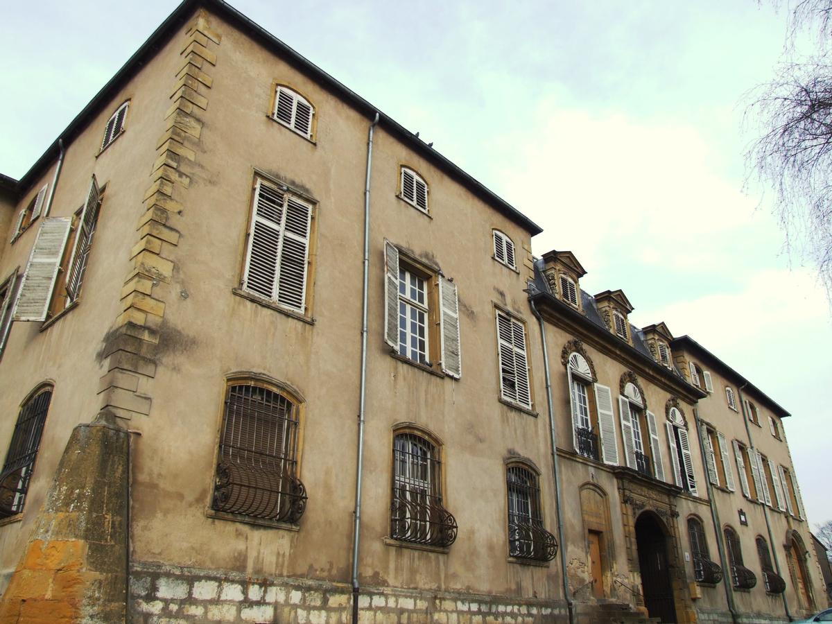 Gorze - Ancien Palais abbatial - Façade sur rue 