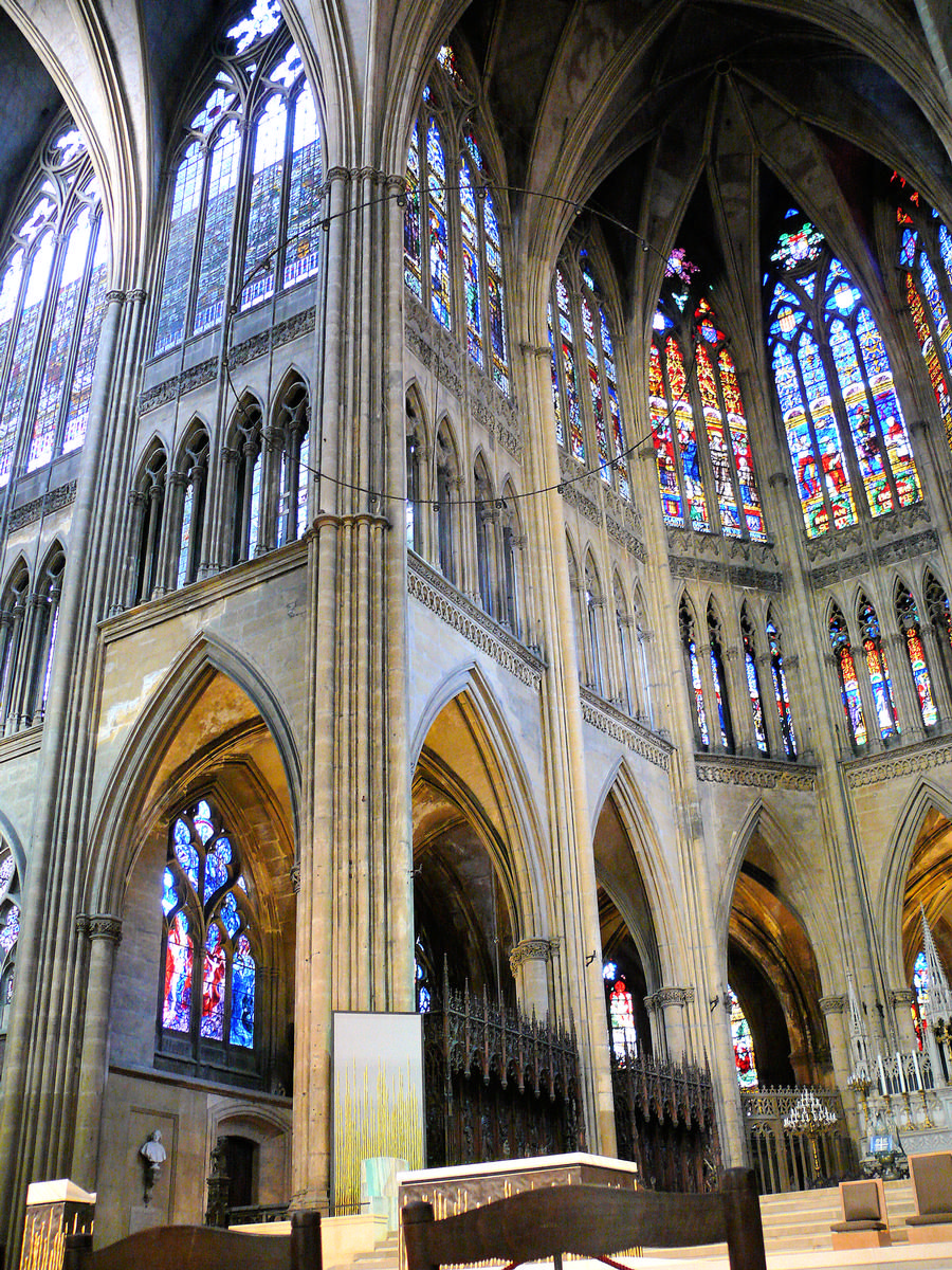 Metz - Cathédrale Saint-Etienne - Nef - Choeur et croisée du transept 