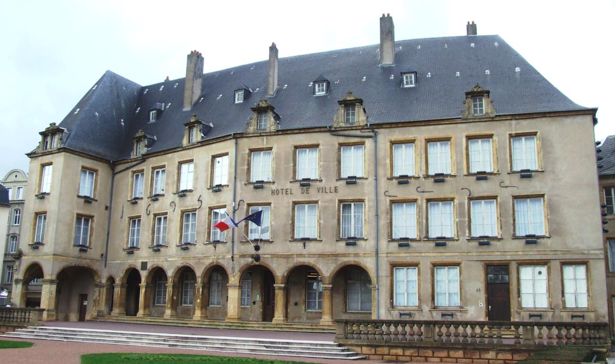 Thionville - Hôtel de ville 
