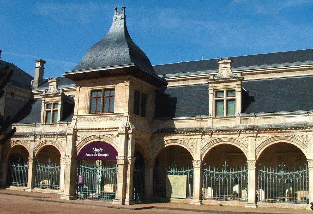 Moulins - Musée Anne de Beaujeu - Pavillon d'Anne de Beaujeu 