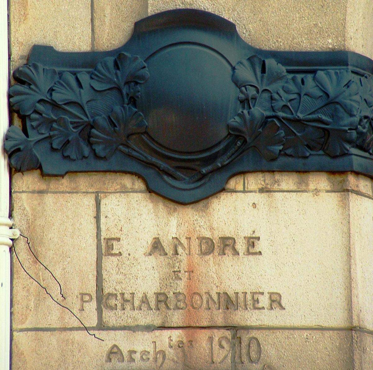 Nancy Art Nouveau - Ancienne banque Charles Renauld (actuellement BNP) - 1910 - 9 rue Chanzy - Signatures des architectes 