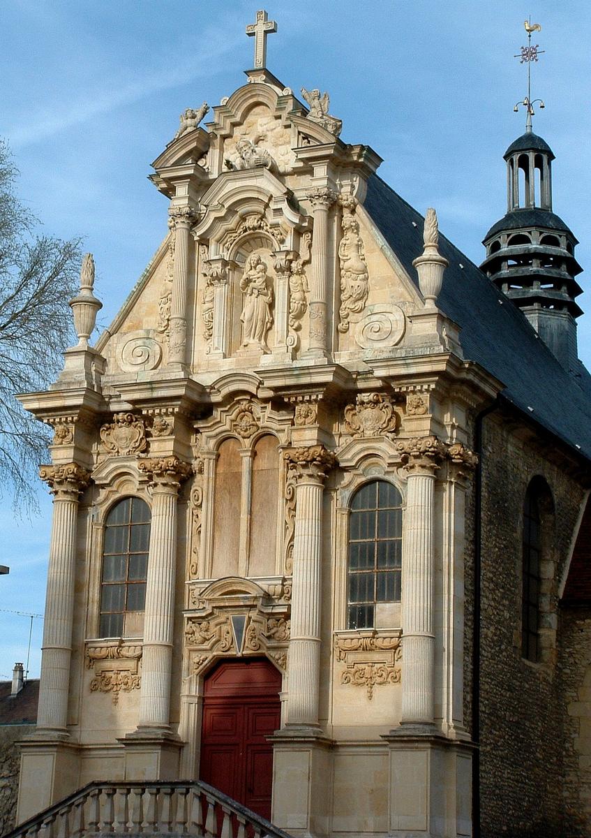 Nevers - Chapelle Sainte-Marie - Façade 
