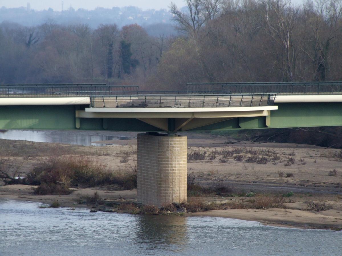 Guétin Bridge (Cuffy) 