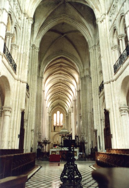 Noyon Cathedral.Choir and nave 