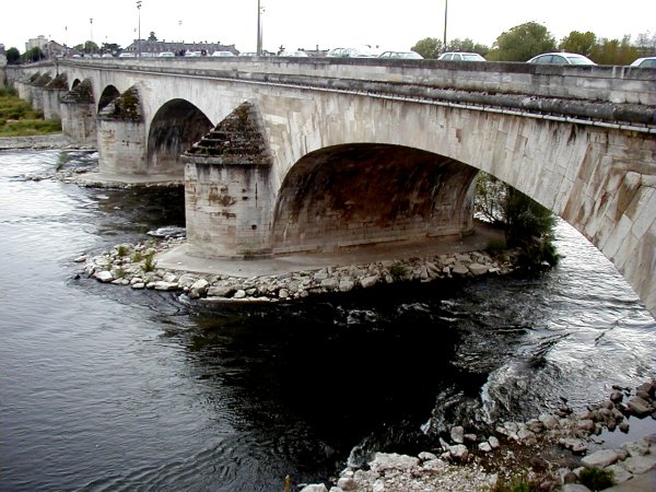Pont George V, Orléans.Côté amont 