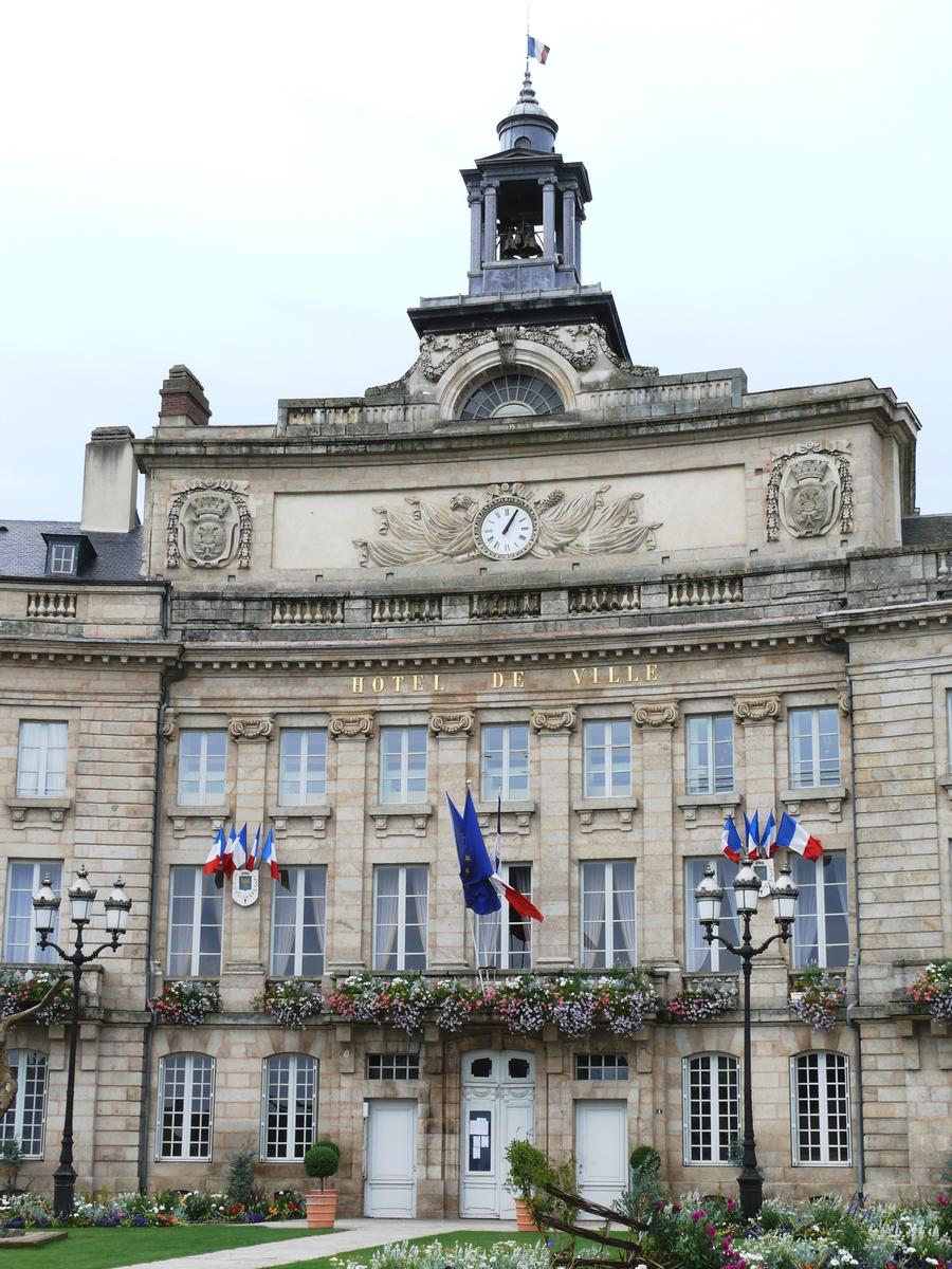 Alençon - Hôtel de ville 