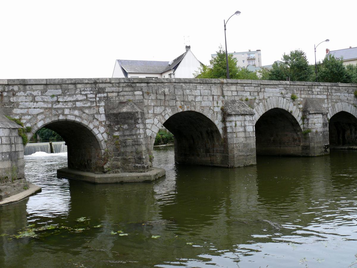 Brücke in Alençon 
