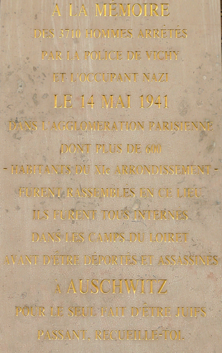 Paris 11ème arrondissement - Gymnase Japy - Panneau commémoratif 