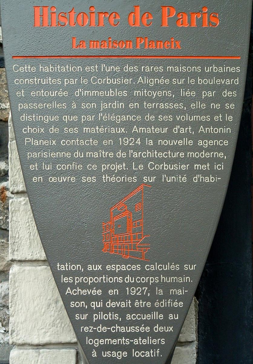 Paris 13 - 24 bis boulevard Masséna - Maison planeix - Panneau d'information 