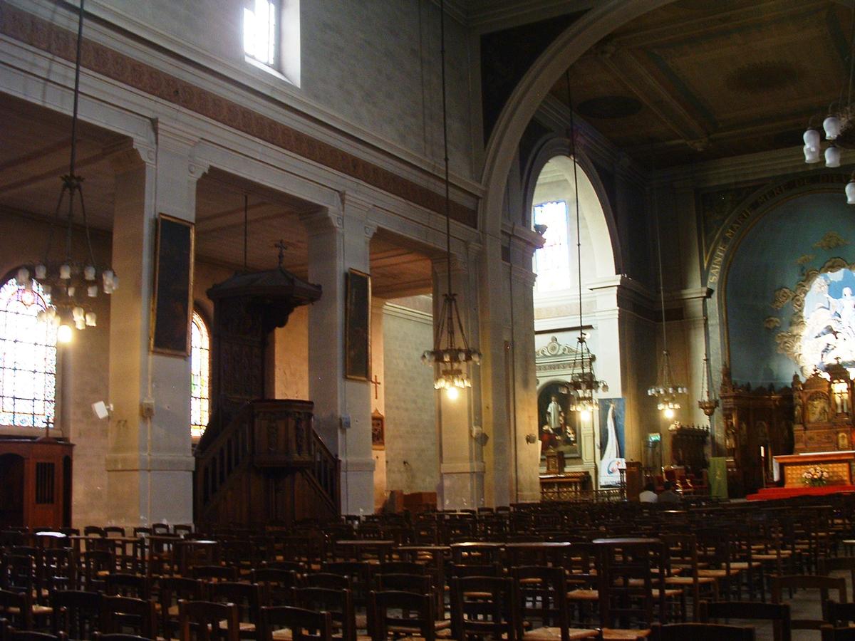 Paris - Eglise Sainte-Marie-des-Batignolles - Nef 
